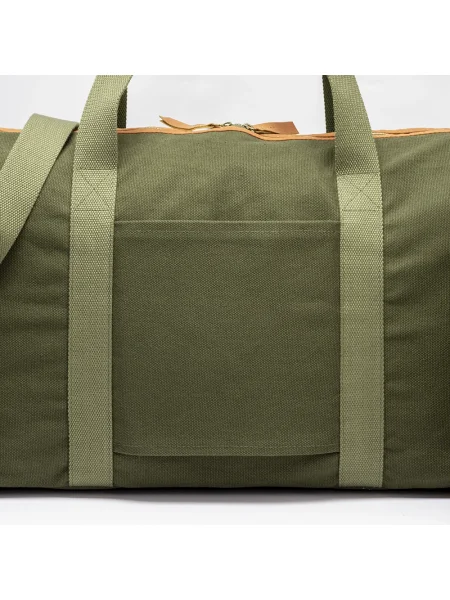 borsa-da-viaggio-personalizzata-in-canvas-riciclato-demi-design-milano-isola-duffle-verde-scuro-24.webp