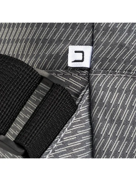 zaino-porta-pc-imbottito-personalizzato-demi-design-milano-eco-dyed-roll-08-grigio-27.webp