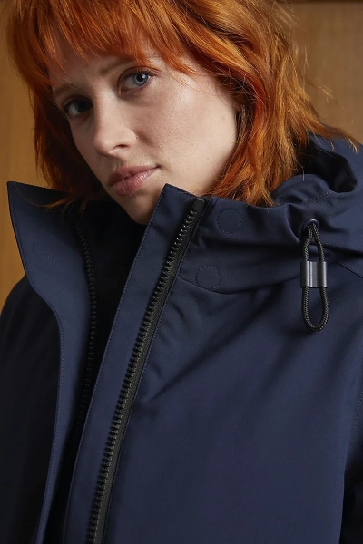 1_giubbino-parka-donna-con-logo-personalizzato-stampasi.webp