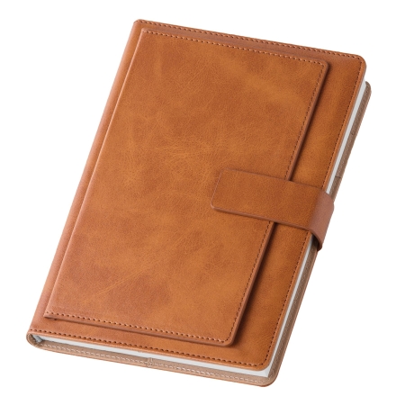 6_agende-in-pelle-personalizzate-per-appunti-flash-da-577-eur-cuoio.jpg