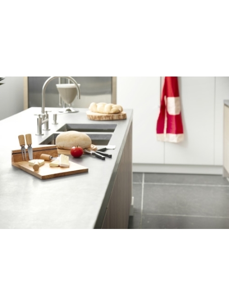 1_tagliere-da-formaggi-in-legno-arlo.jpg