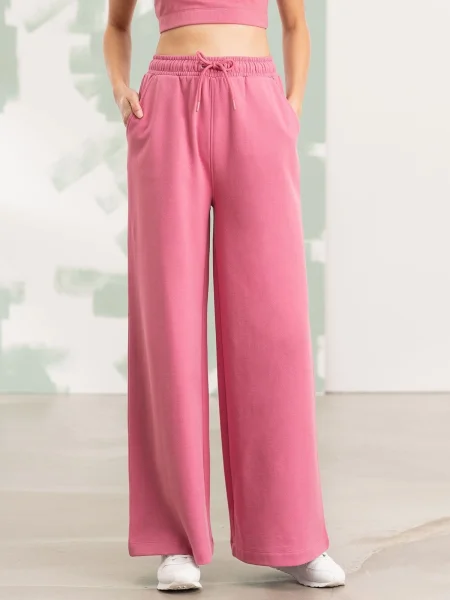 pantaloni-tuta-donna-skinnifit-19.webp