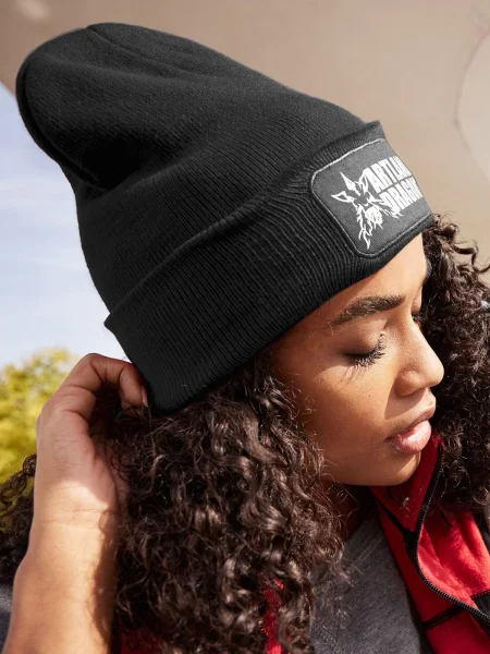 migliori-berretti-invernali-personalizzabili-myrtle-beach-classic-knitted-beanie-with-patch-15.webp