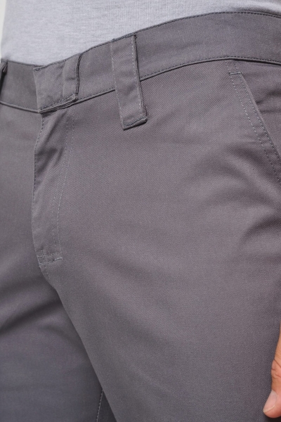 10_pantaloni-da-lavoro-multitasche.jpg