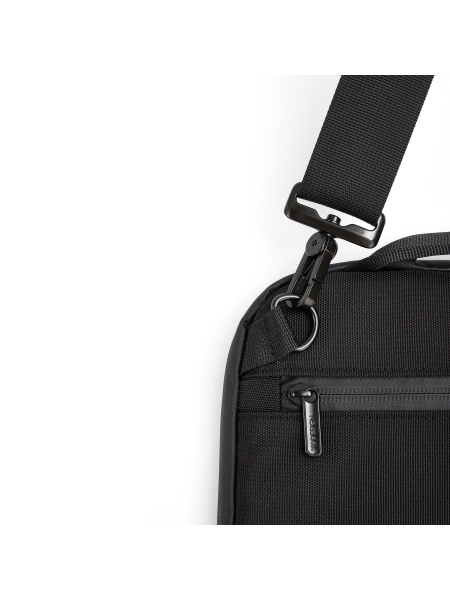 10_borsa-porta-pc-16-personalizzata-con-logo.jpg
