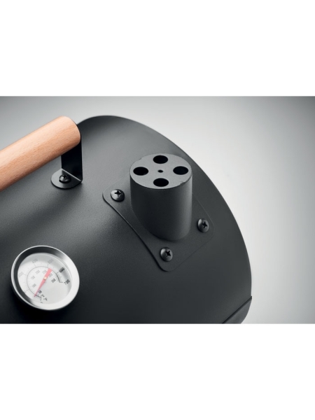 2_barbecue-portatile-con-camino-e-indicatore-di-temperatura.jpg
