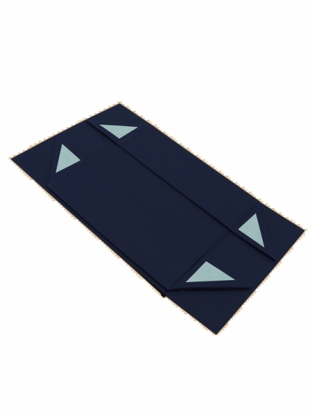 3_scatola-con-calamita-personalizzata-a-colori-sul-coperchio-53-x-28-x-12-cm.jpg