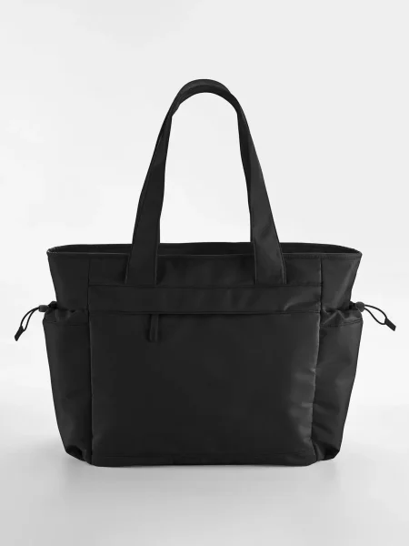 borse-per-laptop-in-poliestere-riciclato-quadra-studio-oversized-tote-black-3.webp
