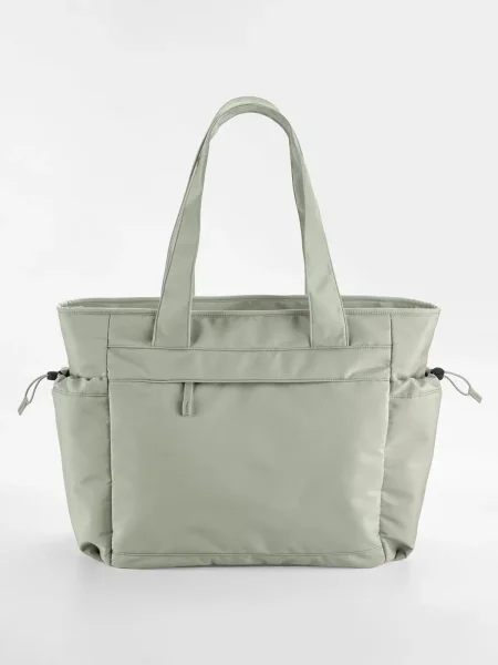 borse-per-laptop-in-poliestere-riciclato-quadra-studio-oversized-tote-fresh-green-5.webp
