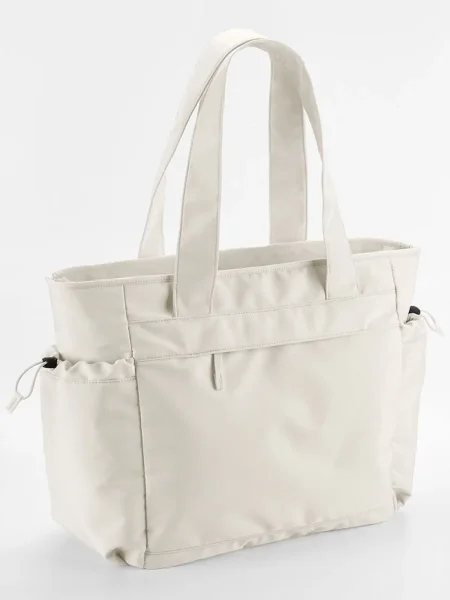 borse-per-laptop-in-poliestere-riciclato-quadra-studio-oversized-tote-natural-stone-4.webp