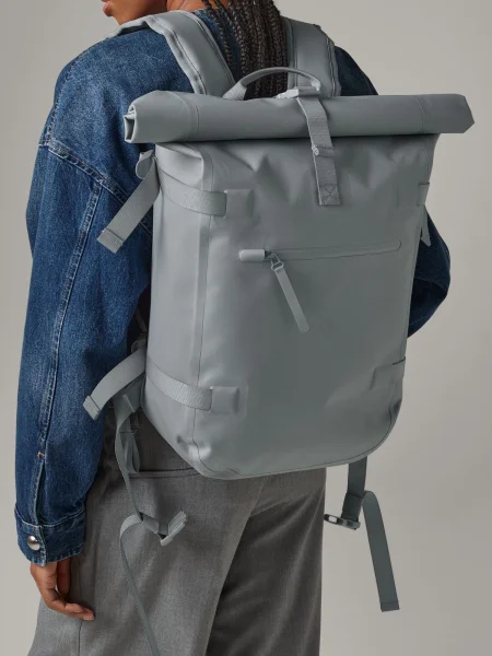 zaino-waterproof-roll-top-eco-personalizzato-quadra-10.webp