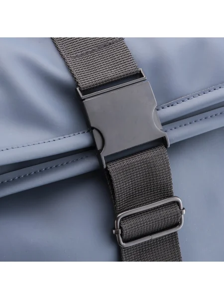 zaino-roll-top-water-resistant-porta-pc-personalizzato-demi-design-milano-brera-roll-blu-scuro-17.webp