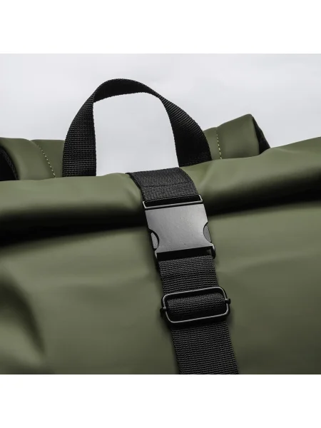 zaino-roll-top-water-resistant-porta-pc-personalizzato-demi-design-milano-brera-roll-verde-scuro-31.webp