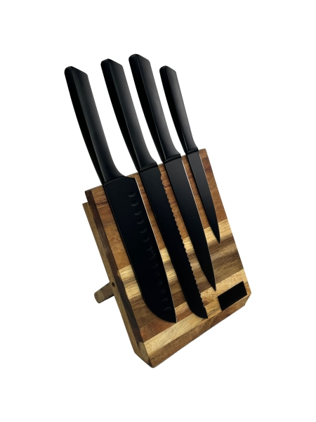 Set con coltelli da cucina e tagliere SCX.design K04