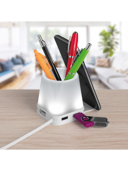 P_o_Portapenne-USB-con-luce-a-led-4.jpg