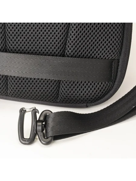 marsupio-a-tracolla-personalizzabile-demi-design-milano-bovisa-sb-02-nero-20.webp
