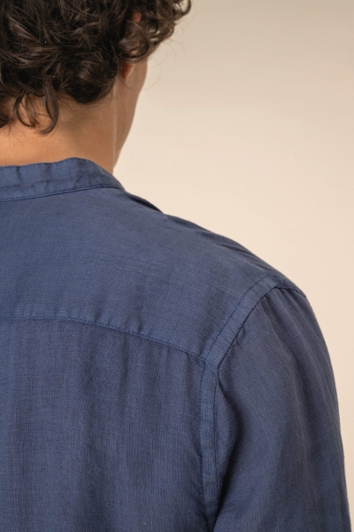 6_camicia-uomo-con-collo-alla-coreana-slavata-in-lino.jpg