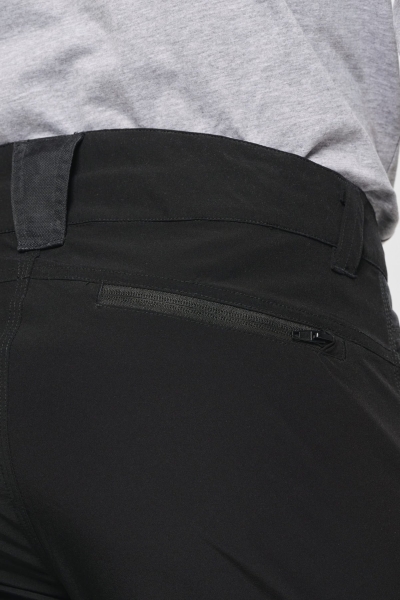 12_pantaloni-elasticizzati-leggeri-multitasche-riciclati.jpg