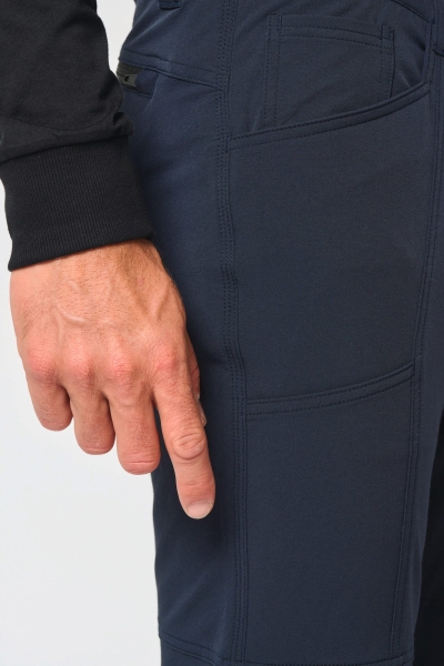 10_pantaloni-uomo-elasticizzati-riciclati.jpg