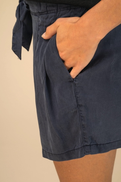 7_short-donna-ecosostenibili-slavati-in-lyocell.jpg