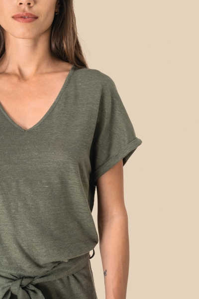8_tuta-donna-in-maglia-a-maniche-corte-in-lino.jpg
