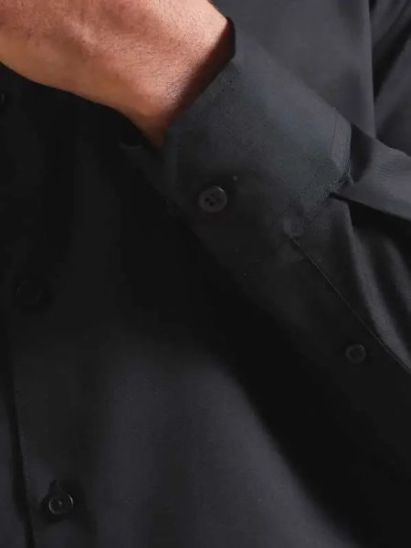 2_camicia-in-popeline-recyclight-a-maniche-lunghe-da-uomo.webp