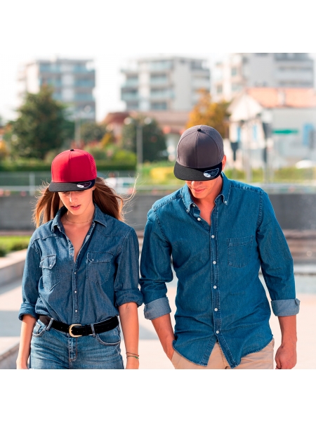 Cappellino rap e snapback personalizzato Atlantis Bank