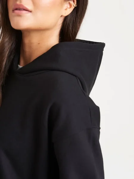 womens-relaxed-hoodie-3.webp