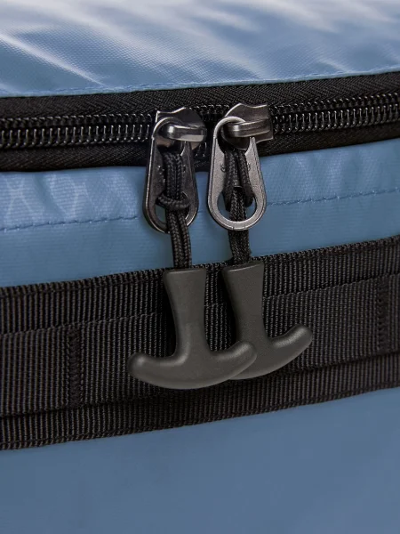 necessaire-da-viaggio-con-gancio-da-appendere-active-25.webp