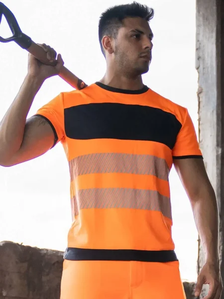 t-shirt-3.webp