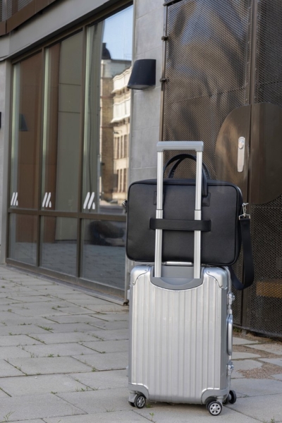 5_borsa-porta-pc-vinga-bermond-rcs.jpg