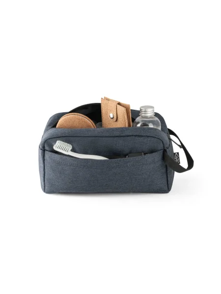repurpose-bag-beauty-case-in-poliestere-riciclato-600d-blu-4.webp