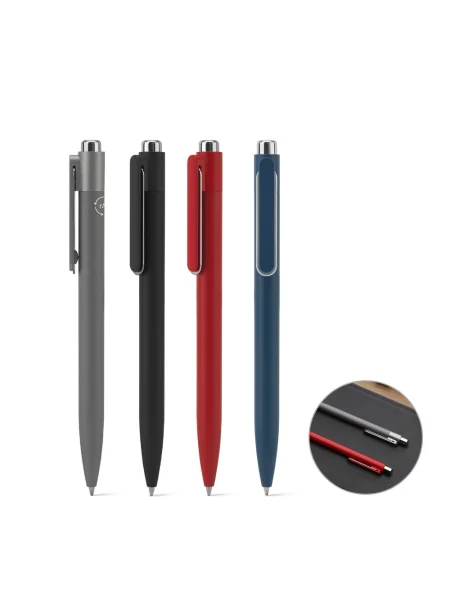 kylie-penna-a-sfera-in-alluminio-riciclato-al-94-con-clip-innovativa-1.webp