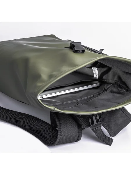 zaini-roll-top-personalizzabile-per-pc-verde-scuro-15.webp