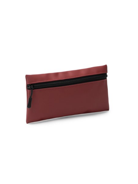 Astuccio realizzato in morbido PU con finitura liscia SELVAX