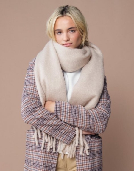 Sciarpa in poliestere riciclato personalizzabile Beechfield Fluffy