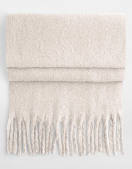 3_fluffy-scarf-natural-stone.jpg