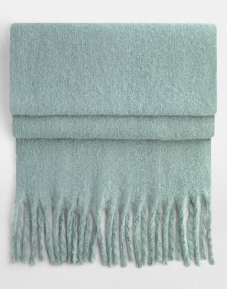 7_fluffy-scarf-dusty-green.jpg