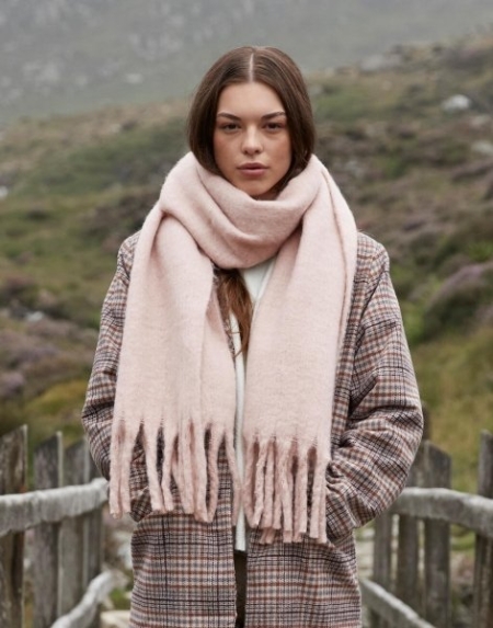 fluffy-scarf.jpg