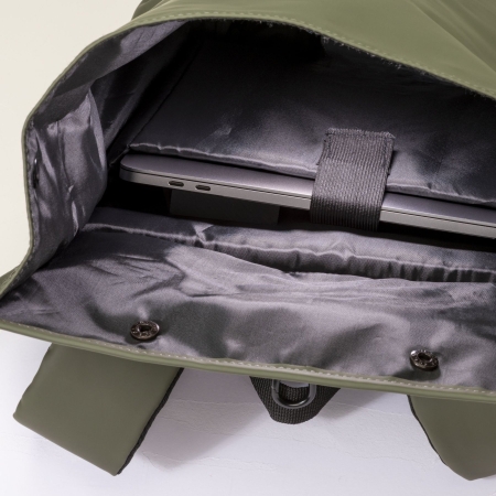 7_zaino-porta-pc-roll-top-personalizzabile-demi-design-milano-brera-recycled.jpg