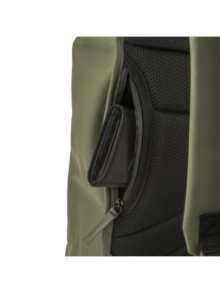 zaino-porta-pc-roll-top-personalizzabile-demi-design-milano-brera-recycled-04-verde-46.webp