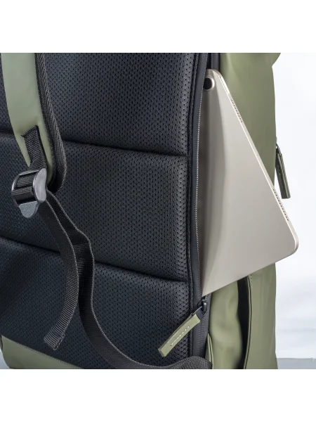 zaino-porta-pc-roll-top-personalizzabile-demi-design-milano-brera-deluxe-04-verde-14.webp