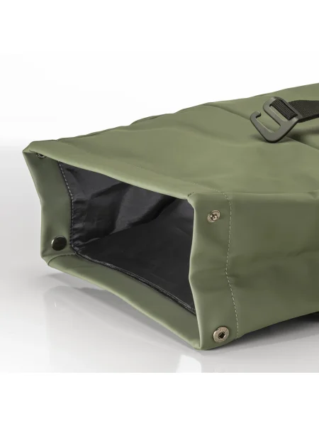 zaino-porta-pc-roll-top-personalizzabile-demi-design-milano-brera-deluxe-04-verde-44.webp
