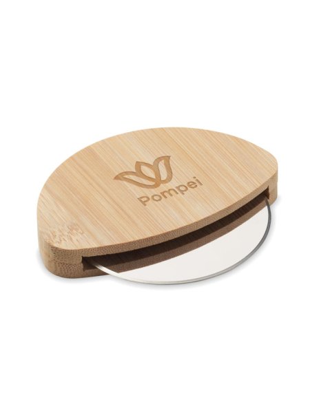 tagliapizza-rotondo-in-bambu-legno-3.jpg