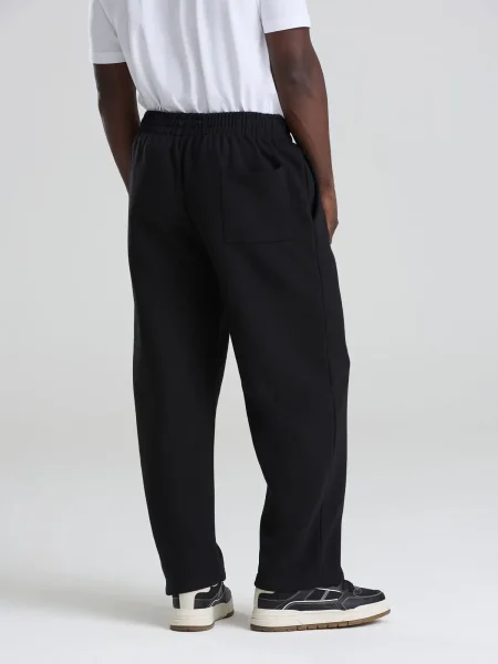 signature-heavyweight-jogpants-4.webp
