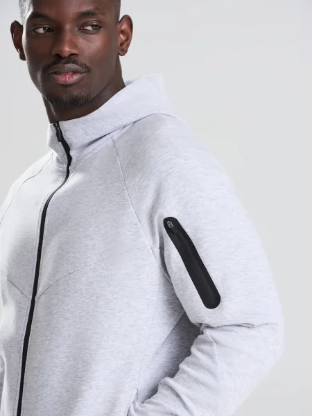adapt-fleece-zoodie-4.webp