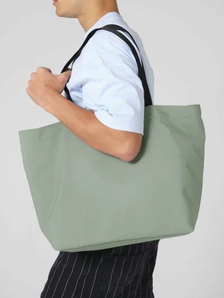 borsa-in-poliestere-riciclato-personalizzabile-bagbase-original-carryall-tote-bag-23.webp