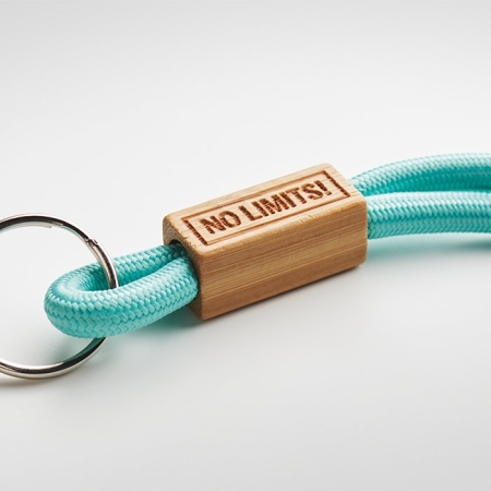 4_lanyard-tubolare-in-poliestere-con-placca-in-bambu-personalizzato.jpg