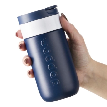 Tazza da viaggio Dopper in acciaio riciclato con tappo flip