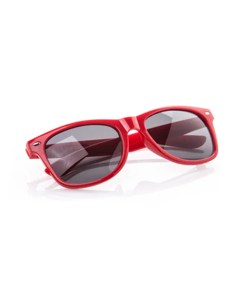 nazare-occhiali-da-sole-rosso-12.webp